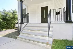 27 West St, Closter, NJ 07624 - Photo 2