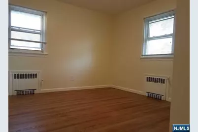 460 Walnut Street 1st Fl #1st Fl, Ridgefield, NJ 07657 - Photo 6