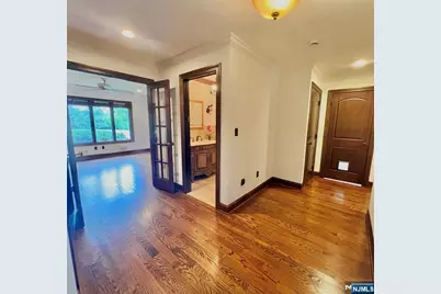 610 Glasmere Road, Mahwah, NJ 07430 - Photo 40