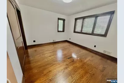 610 Glasmere Road, Mahwah, NJ 07430 - Photo 28