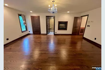 610 Glasmere Road, Mahwah, NJ 07430 - Photo 46