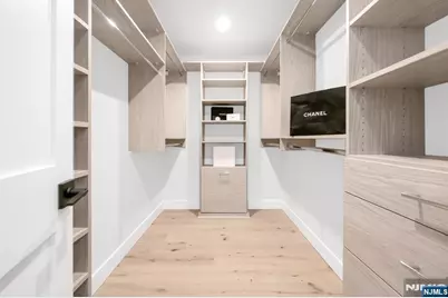 188 Broadway 9 #9, Woodcliff Lake, NJ 07677 - Photo 18