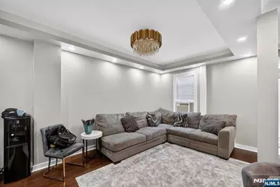 12 Bender Place 1 #1, Cliffside Park, NJ 07010 - Photo 4