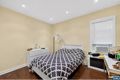 12 Bender Place 1 #1, Cliffside Park, NJ 07010 - Photo 8