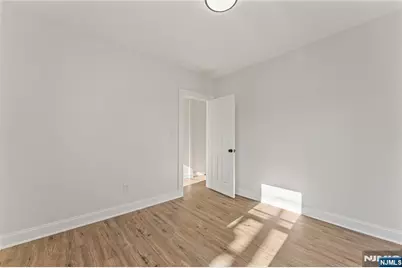 18 Hilton Avenue, Maplewood, NJ 07040 - Photo 10