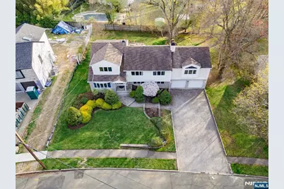 31 Collins Avenue, Closter, NJ 07624 - Photo 32