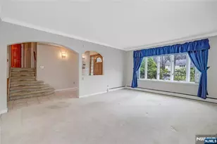 31 Collins Ave, Closter, NJ 07624 - Photo 2