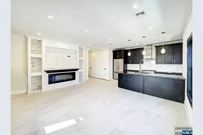 208 Nwk Pompton Turnpike 202 #202, Little Falls Township, NJ 07424 - Photo 2