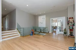 192 Stonehurst Dr, Tenafly, NJ 07670 - Photo 14