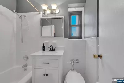 208 Anderson Street S4C #S4C, Hackensack, NJ 07601 - Photo 4