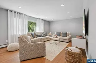 204 Deerfield Ln, Franklin Lakes, NJ 07417 - Photo 8