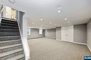 204 Deerfield Ln, Franklin Lakes, NJ 07417 - Photo 20