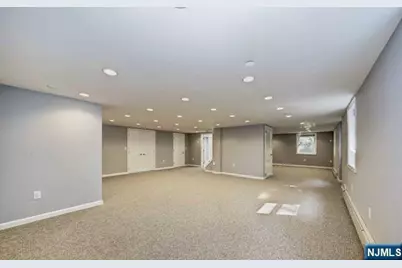 204 Deerfield Lane, Franklin Lakes, NJ 07417 - Photo 24