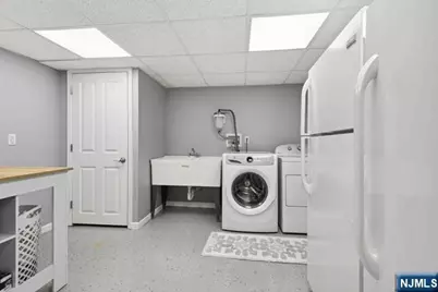 204 Deerfield Lane, Franklin Lakes, NJ 07417 - Photo 26