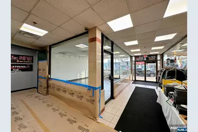 118-126 Broad Avenue N2-B #N2-B, Palisades Park, NJ 07650 - Photo 2