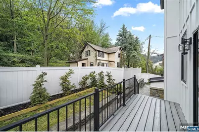 1456 River Road B #B, Edgewater, NJ 07020 - Photo 36