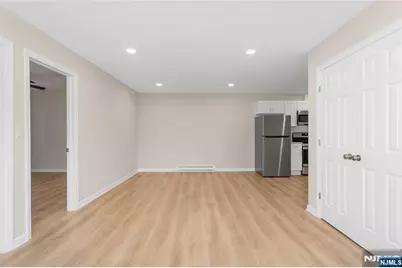 127 Main Street 2A #2A, Bloomingdale, NJ 07403 - Photo 4