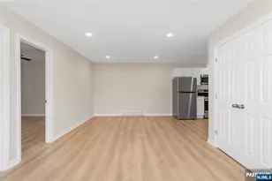 127 Main Street 2A, Bloomingdale, NJ 07403 - Photo 4