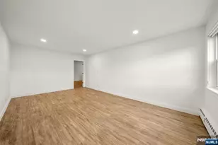 2200 Center Ave D1, Fort Lee, NJ 07024 - Photo 10