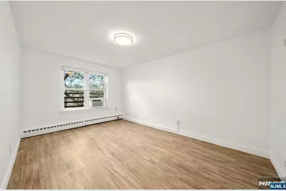 2200 Center Avenue D1 #D1, Fort Lee, NJ 07024 - Photo 12