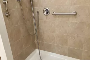 526 Bushes Ln, Elmwood Park, NJ 07407 - Photo 18