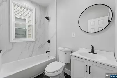 301 Ellis Avenue, Irvington, NJ 07111 - Photo 24