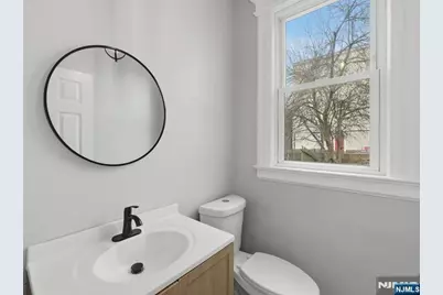 301 Ellis Avenue, Irvington, NJ 07111 - Photo 14