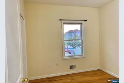 324 Sussex Street 2F #2F, Harrison, NJ 07029 - Photo 8