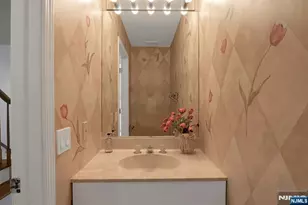 20 Lakeview Dr, Old Tappan, NJ 07675 - Photo 18