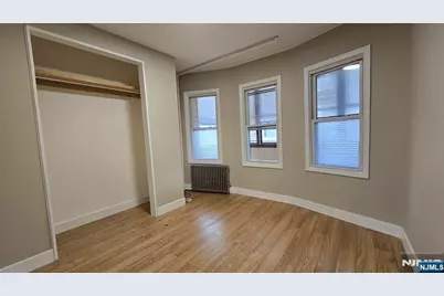 411 Lanza Avenue 2 #2, Garfield, NJ 07026 - Photo 4