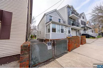 75 Winans Avenue, Newark, NJ 07108 - Photo 2
