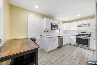 75 Winans Avenue, Newark, NJ 07108 - Photo 6