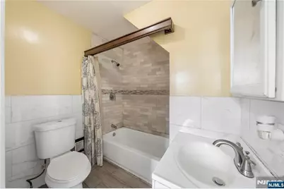 75 Winans Avenue, Newark, NJ 07108 - Photo 10