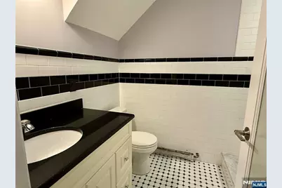 59 Laurel Avenue Right Side #Right side, Kearny, NJ 07032 - Photo 14