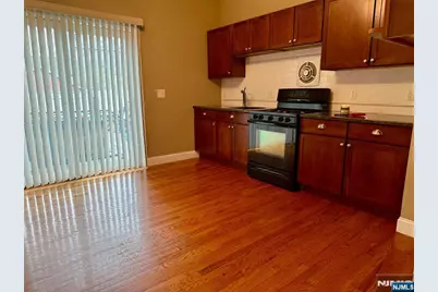 59 Laurel Avenue Right Side #Right side, Kearny, NJ 07032 - Photo 4