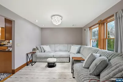 20 Wilcox Street, Dumont, NJ 07628 - Photo 6