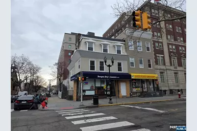 664 Bergen Avenue, Jersey City, NJ 07304 - Photo 2