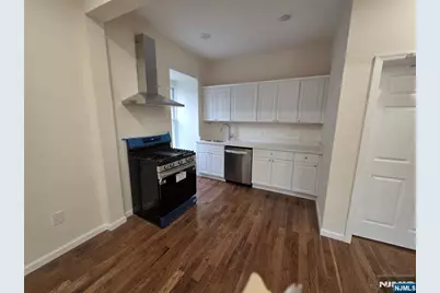 664 Bergen Avenue, Jersey City, NJ 07304 - Photo 26