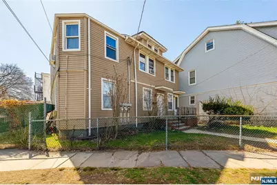 1460 Clinton Avenue, Irvington, NJ 07111 - Photo 2