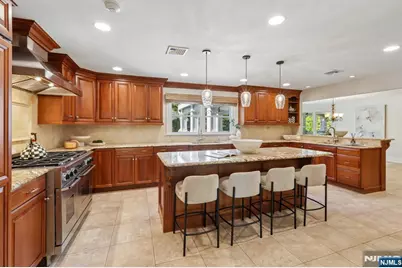 621 Farmdale Road, Franklin Lakes, NJ 07417 - Photo 12