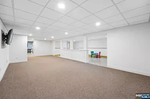 621 Farmdale Rd, Franklin Lakes, NJ 07417 - Photo 30