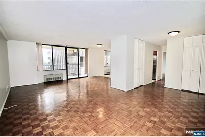 300 Winston Drive 106 #106, Cliffside Park, NJ 07010 - Photo 6