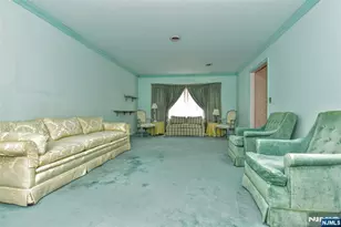 19 Aldbury Dr, Upper Saddle River, NJ 07458 - Photo 4