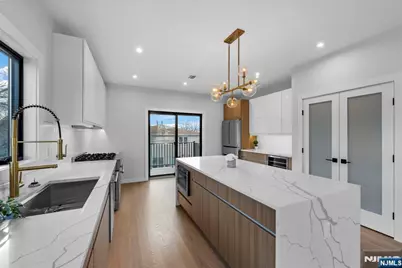 74 Liberty Place 2nd Floor #2nd Floor, Palisades Park, NJ 07650 - Photo 10