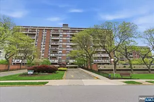 2 Horizon Road 1214, Fort Lee, NJ 07024 - Photo 18