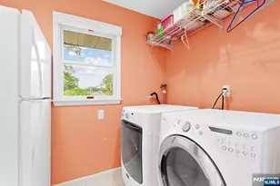 180 Rafkind Rd, Bloomingdale, NJ 07403 - Photo 22