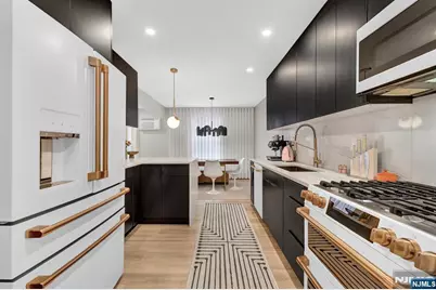 35 Riverview Court 35 #35, Secaucus, NJ 07094 - Photo 1