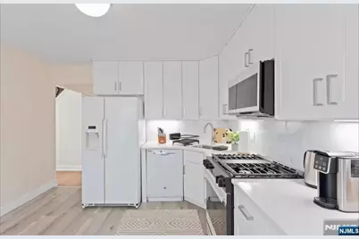 700 9th Street, Carlstadt, NJ 07072 - Photo 2