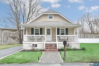 60 Ramapo Avenue, Oakland, NJ 07436 - Photo 1