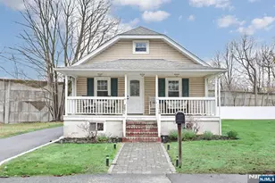 60 Ramapo Ave, Oakland, NJ 07436 - Photo 1